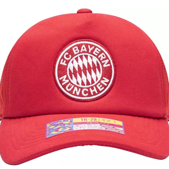 Bayern Munich "Gallery" Red Trucker Hat Snapback Fan Ink Officially Licensed - Picture 2 of 4